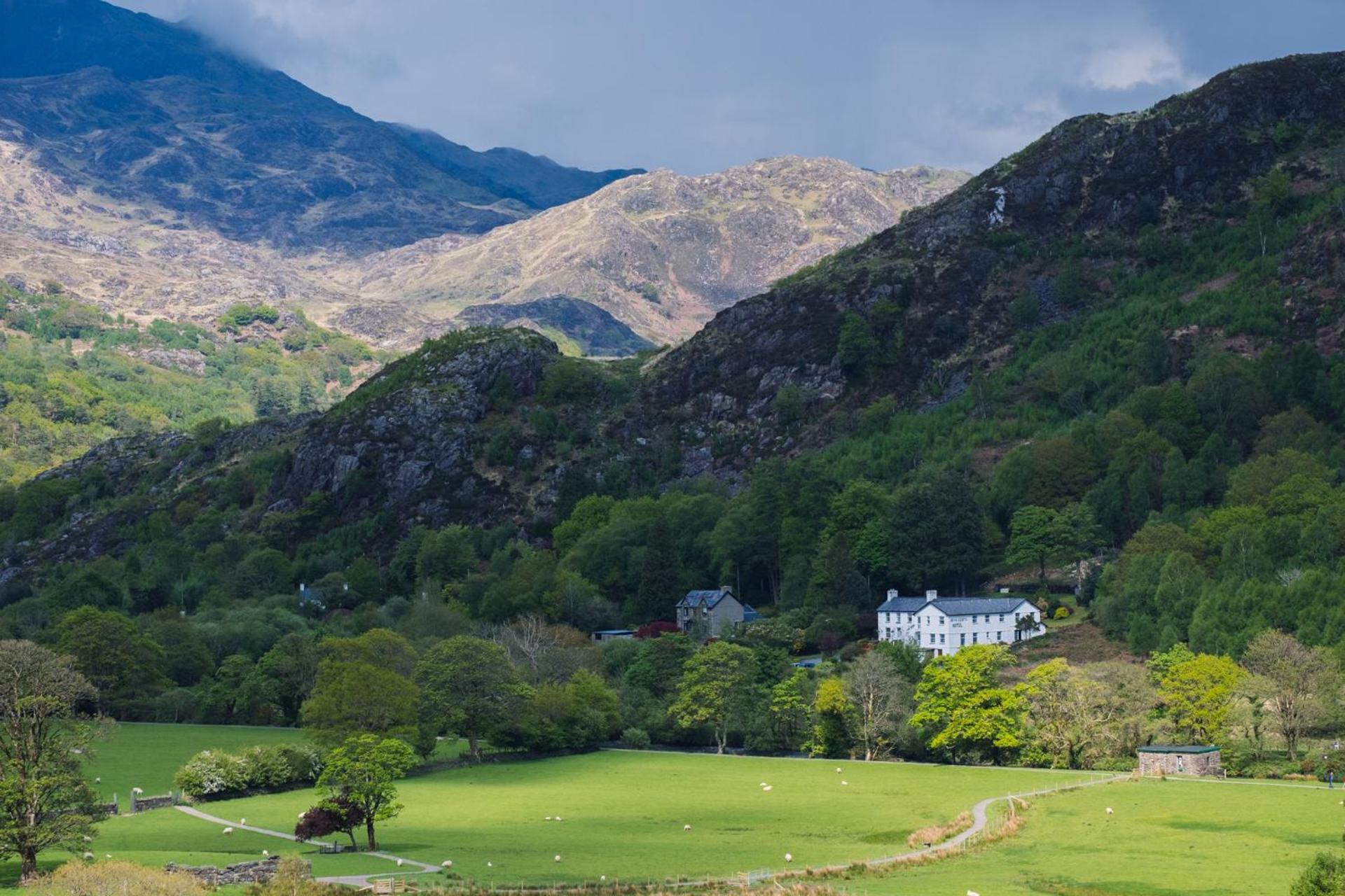 Ty Afon - River House Beddgelert Exterior photo